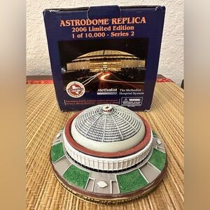 Houston Astros ASTRODOME Replica 2006 1 of 10,000 BD&A Rare Collectible